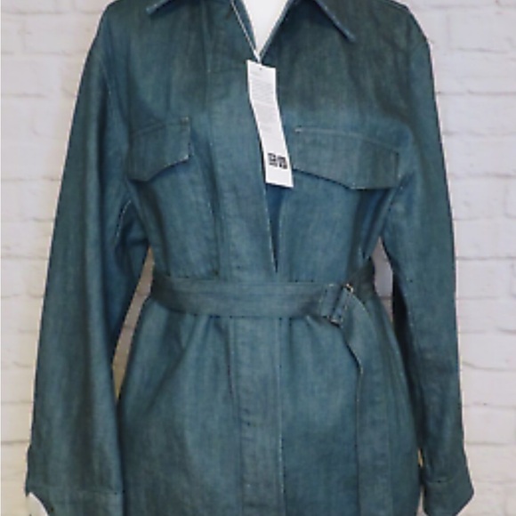 Uniqlo Jackets & Blazers - Women's Denim Jacket